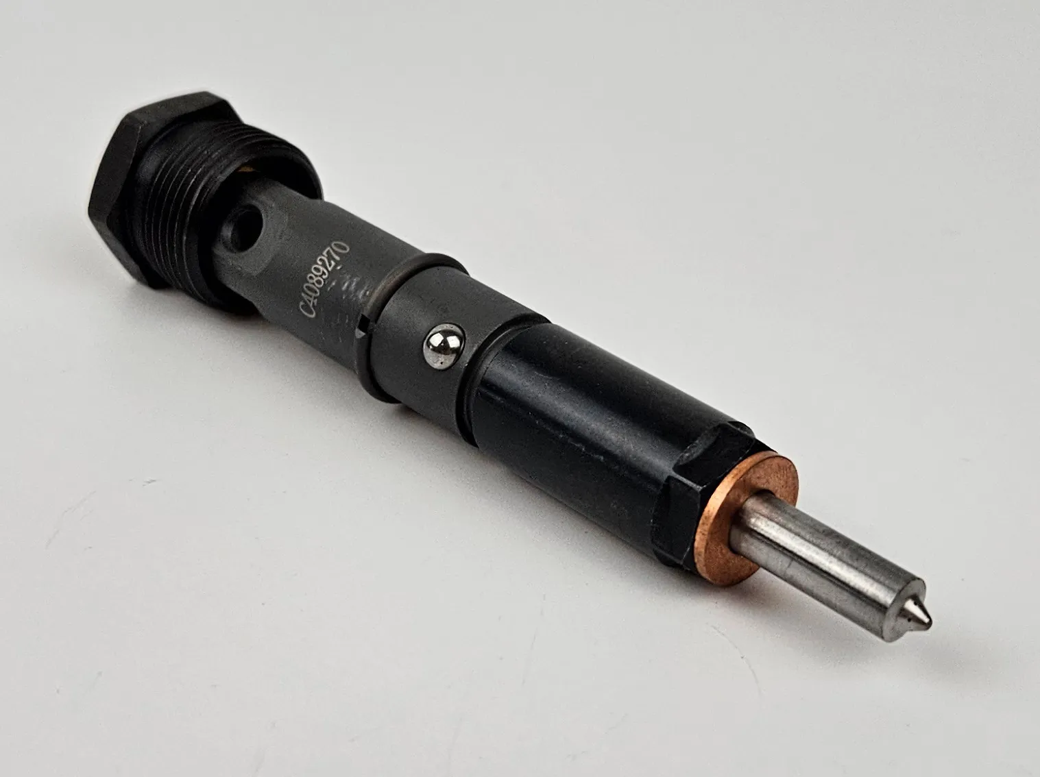 Форсунка Cummins QSB 5.9L. 4089270 3939696 0432133787