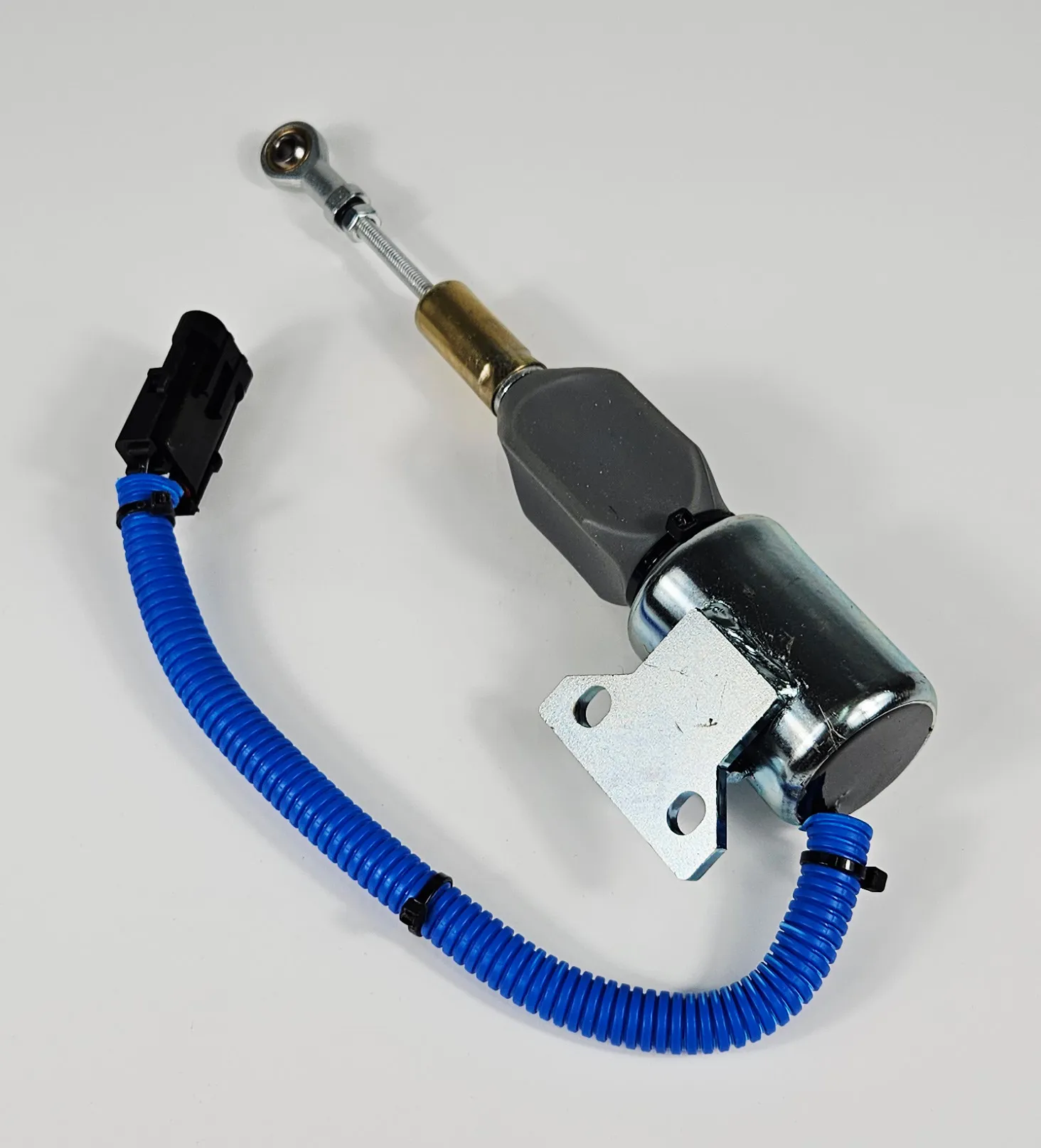 Соленоид Cummins 6BTА 3935432