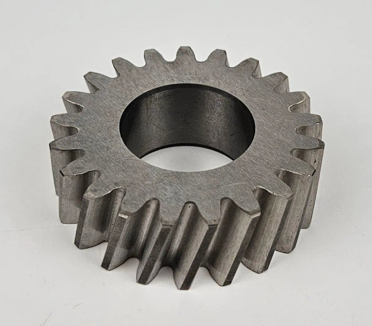 Шестерня водяного насоса Cummins М11 3038991