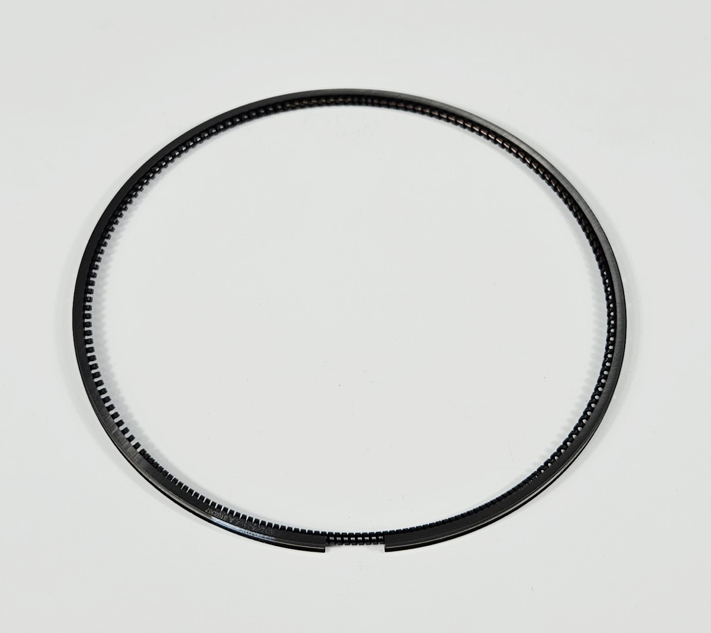 Кольцо поршневое маслосъемное Cummins М11 3102367